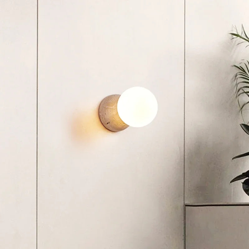 מנורת קיר אבן טבעית