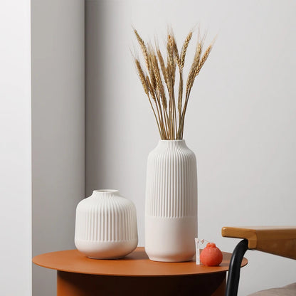 אגרטל קרמי מודרני