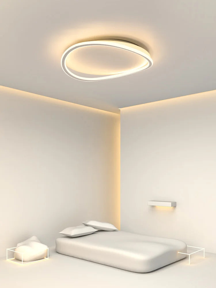 מנורת תקרה מנימליסטית