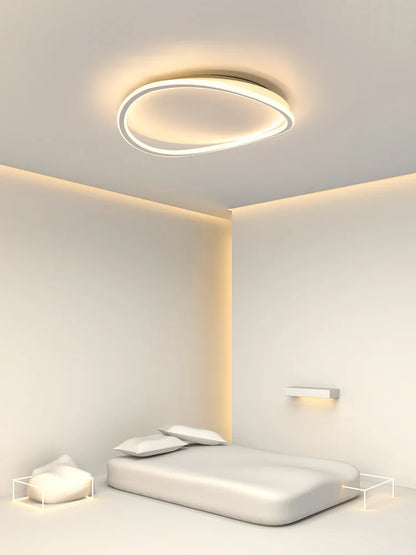 מנורת תקרה מנימליסטית