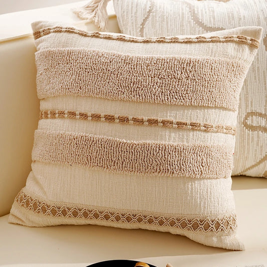 ציפית דקורטיבית באריגה גיאומטרית