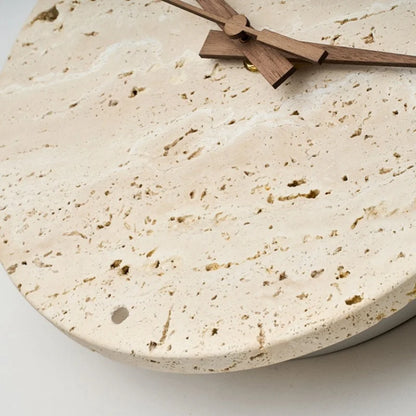 שעון קיר מודרני