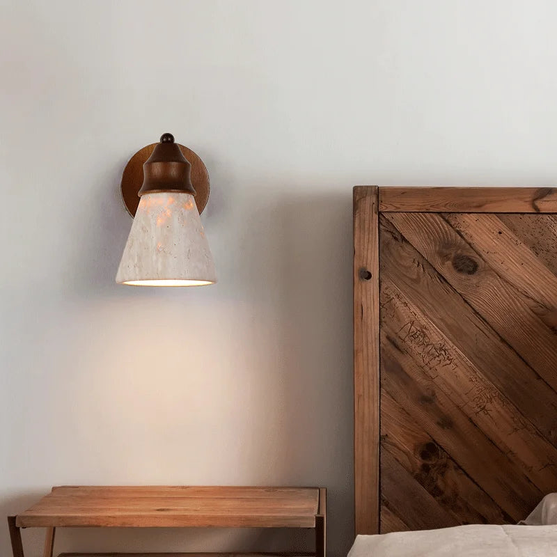 מנורת קיר אבן טרוורטין