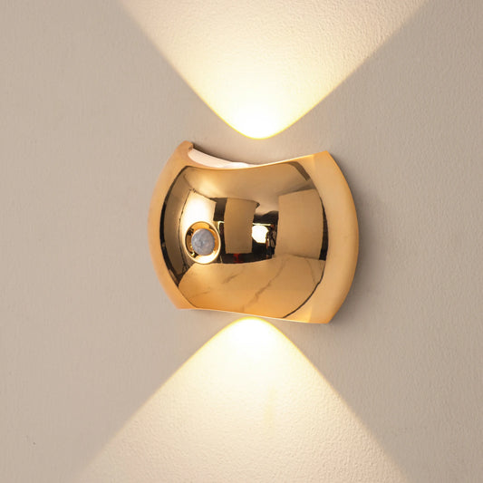 מנורת קיר חכמה עם חיישן תנועה