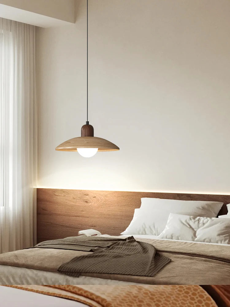 מנורת תלייה מתכת וזכוכית בעיצוב מודרני