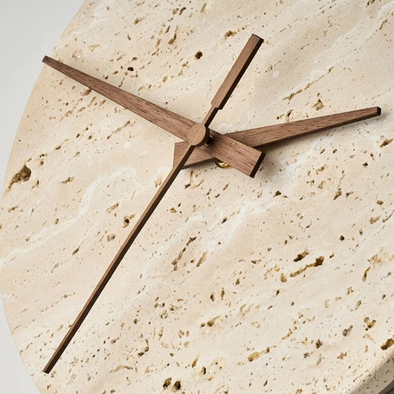 שעון קיר מודרני