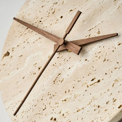 שעון קיר מודרני