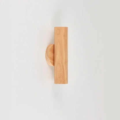 מנורת קיר מודרנית בעיצוב עץ וברזל